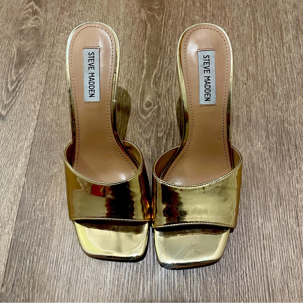 gold steve madden heels